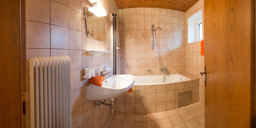 Pension Roasthof Neustift im Stubaital Zimmer foto